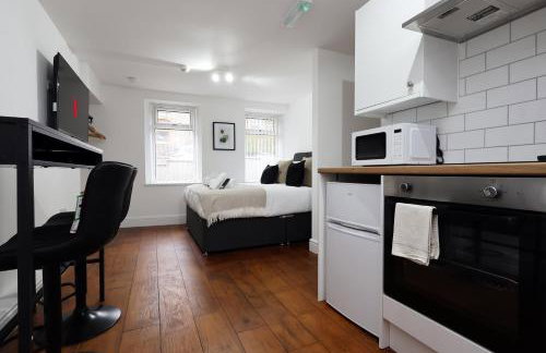 New Lodge Studios with Full Kitchen and Parking - Foto 75