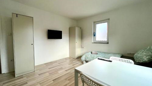 Ganze Wohnung - Parkplatz - Wi-fi - Küche - Balkon - Foto 5, wardrobe