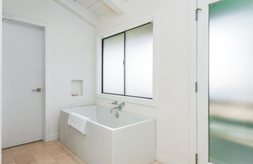 Luxury Modern Designer Beach House on Sand w/ Pool - Foto 17