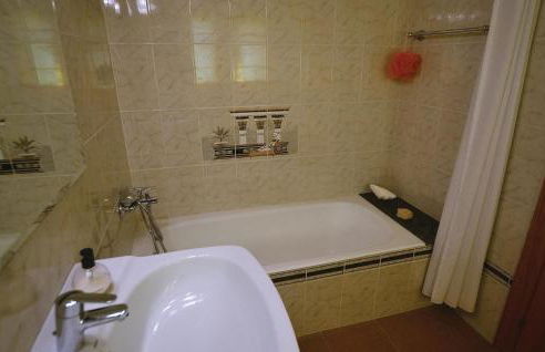 Lovely Home In St Cebrià De Vallalta - Foto 49