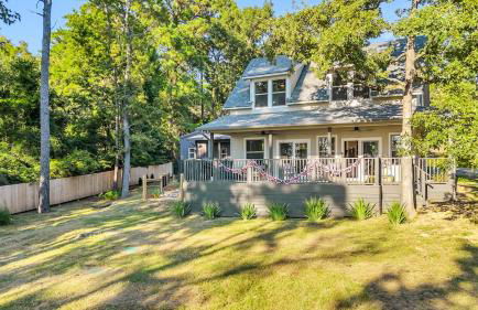 Flint Palestine Lakefront Retreat Firepit BBQ - Foto 9