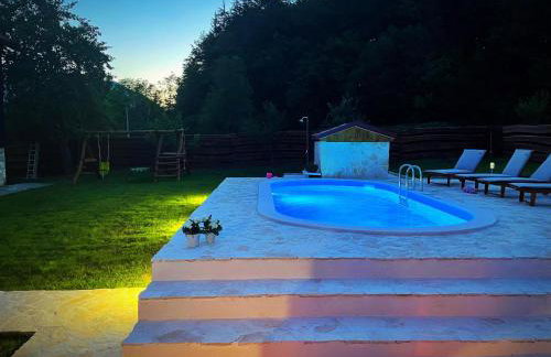 Nina Holiday Home with a heated pool - Photo 13