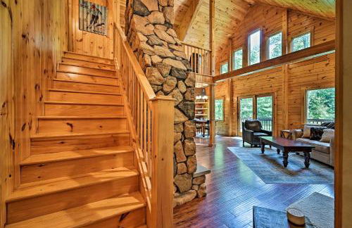 Private Chester Home with Deck, Mins to Skiing! - Photo 10