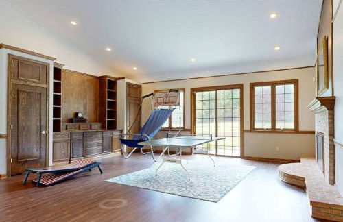 12,700 sf 8 Room Mansion on 18 acres - Foto 14