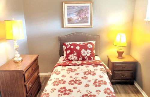 3BR Home, Pet-Friendly, Fenced Yard Near I-70, I-75, Hospitals, Wright-Patt AFB - Foto 8