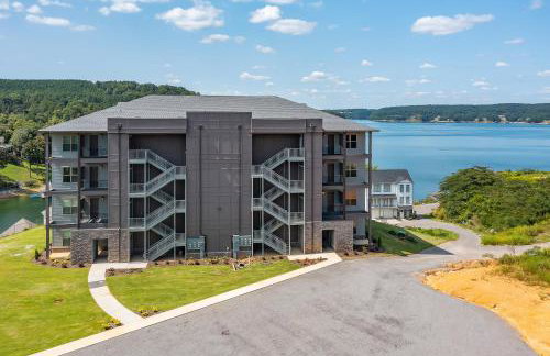 Mallard Pointe Unit 200- Luxury Condo- Conveniently Located! - Foto 39