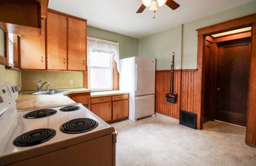 Spacious 6-bedroom house in charming Niagara Falls with AC - Foto 28