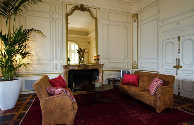 Charming Castle in Serrieres-en-chautagn With Pool - Photo 53