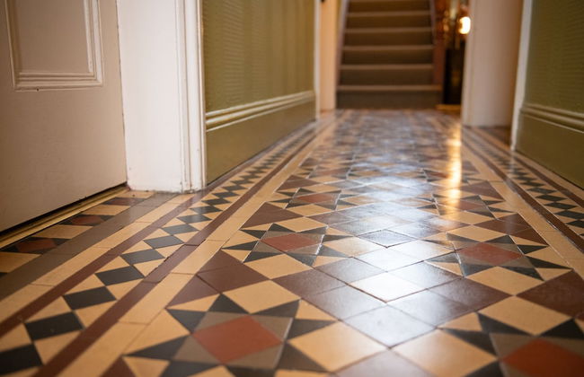 Milton House Studio Apartment Suites - Photo 3