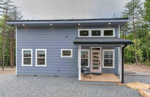 Luxury Modern Cabin with Hot Tub - Foto 13