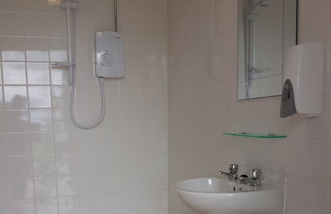 The Little Hide - Adult Only Camping Pods - Photo 30