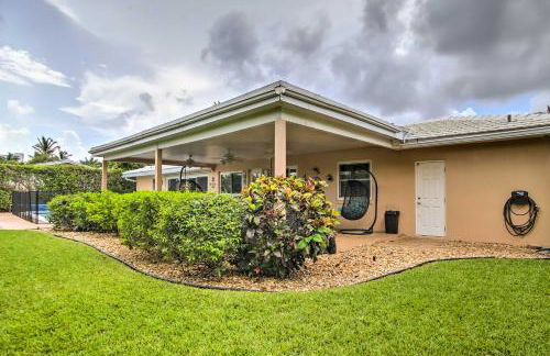 Riviera Beach Vacation Home with Pool Walk to Beach - Foto 29