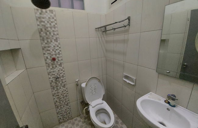 Tentrem Homestay by FH Stay - Foto 8