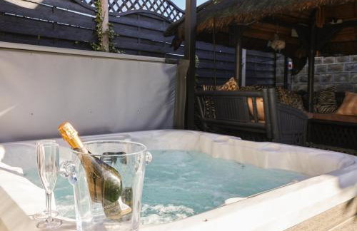 Johns Cottage - Photo 27