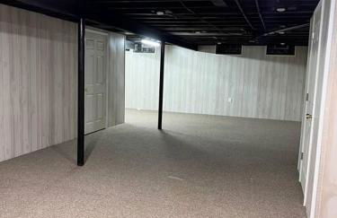 Cozy Bungalow in Madison Heights - Foto 15