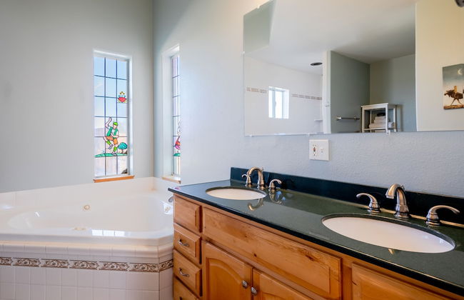 Sunrise Ranch - Photo 26