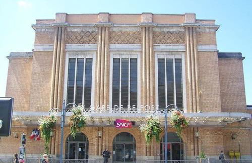 Le Nid-Gare-Centre ville-Parking gratuit-Idéalement situé - Foto 3