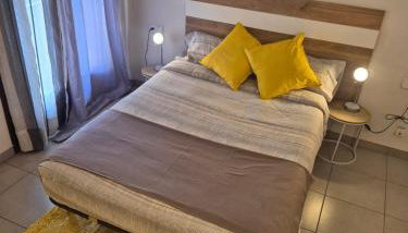 APT6 apartament amb ascensor al centre de Vic , ideal parelles APTGARBI - Foto 3