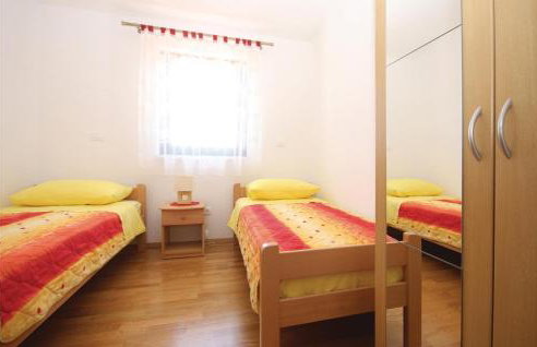 Three-Bedroom Holiday Home In Rebici - Foto 24