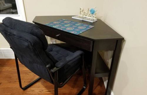 Chain O Lakes Nautical 4Bed 3Bath Waterfront with Bonus Room, Large Deck and Hot Tub - Foto 16