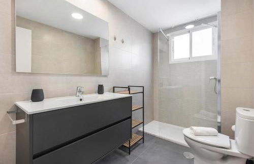 Reformed home in Campello with WIFI - Photo 19