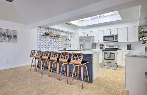 3 Mi to Dtwn! Riverfront Seguin Home w/ Sunroom - Foto 9