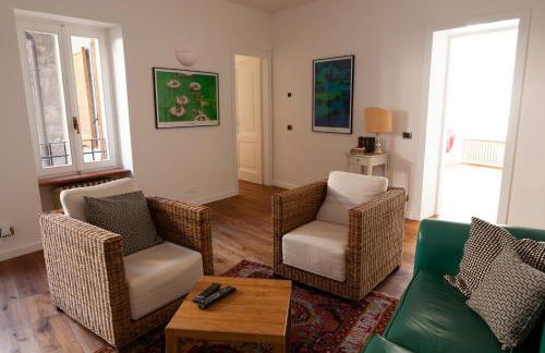 Historic villa with magnificent lake views - Foto 32