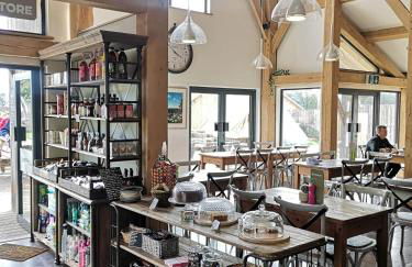 The Lakehouse Onsite Free Pools & Spa - Foto 5