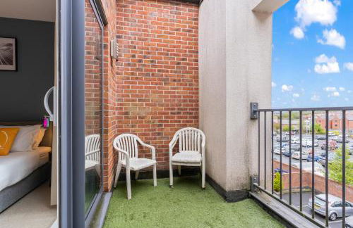 247 Serviced Accommodation in Telford 2 BR Apartment - Foto 66