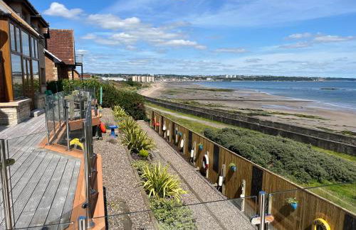 Luxury Seaside Home with Incredible Views - Foto 1