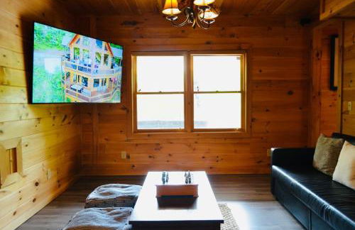 Above Expectations-New Exterior-Sleeps 8-Hot Tub-Games Galore-Nature - Foto 63