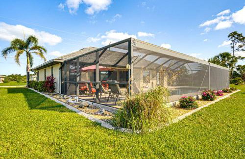 Near Golf and Beaches Luxe Home in Rotonda West! - Foto 35