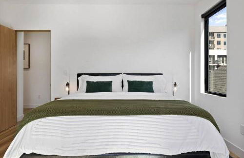 Rooftop 3B 3BA House Near Dodger Stadium and DTLA - Foto 17