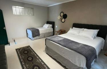 Mansão Por do Sol - Piscina Spa Sauna Centro - Foto 26