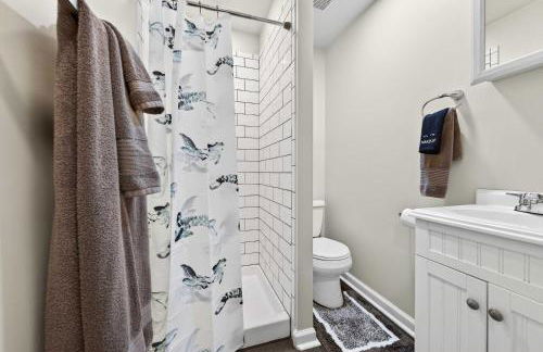 Trendy City Escape Perfect St Louis Location - Photo 16