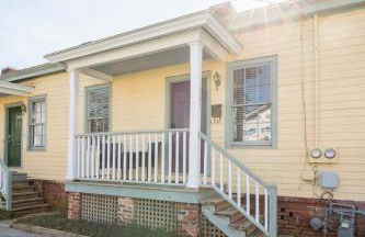 HISTORIC DOWNTOWN KING BED COTTAGE- PARKING and PATIO - Foto 14