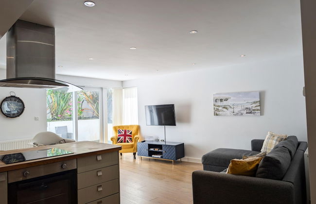 Newquay Escape/10 min to Beach/patio/parking - Foto 17