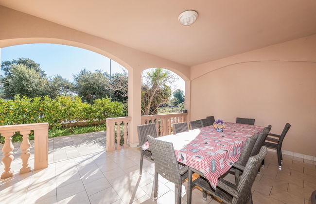 Family Friendly Pool House Ana - Foto 42