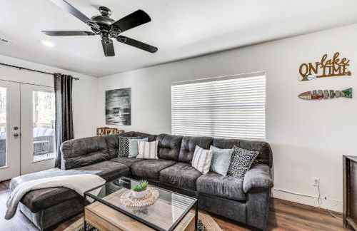 Riverfront Royal Home with Hot Tub and Fire Pits! - Foto 5