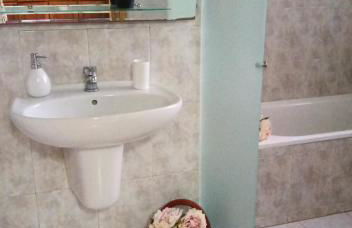 CASA DA VOVÓ CÉU - Casa de Campo Gandaresa - Country House, entre COIMBRA e AVEIRO, a 15 minutos carro Praia Mira - Quintal com piscina insuflável - Foto 19