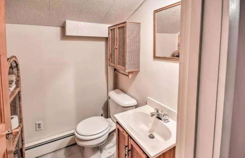 Spacious Family Lake Vacation Rental near St David, Maine - Foto 19