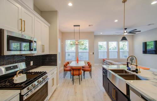 The Orange HTX by NRG Med Cent - Photo 30