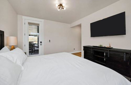 Luxury Lodge with Hot Tub, Theater and Pickleball Court - Foto 43