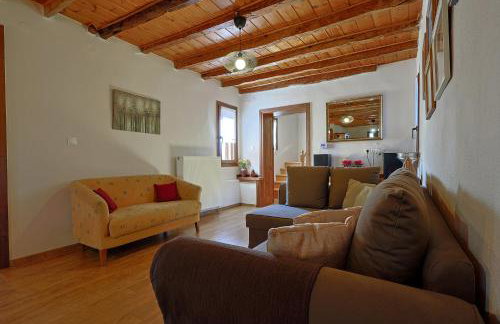 VILLA PEPONI Spacious Traditional Villa with Garden - BBQ & Private Parking - Photo 39