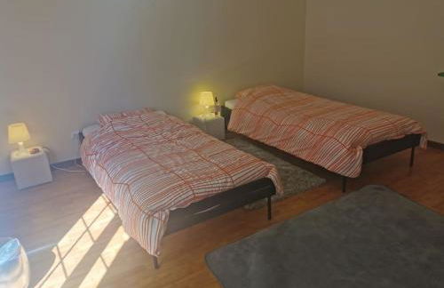 Villa panoramique 180m2 Vue Montagne 13 min Capitale Funchal - BBQ - Foto 13