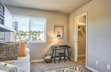 _Entire Home_Game Room_Basement_FirePit_ - Foto 42