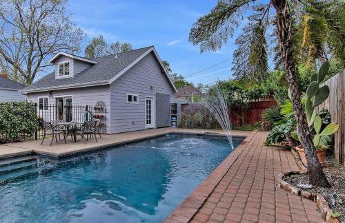 Oasis East Sac Charming Home with Saltwater Pool and Casita - Foto 2