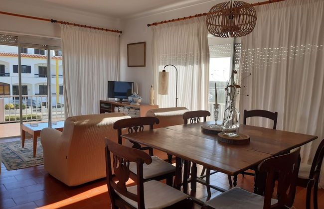 Impecable 4-bed Villa in Praia da Areia Branca - Foto 12