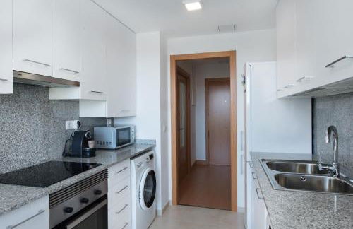 NEW APARTMENT WITH BIG TERRACE 10 Min WALK TO BEACH SUPERMARKETS - Foto 13