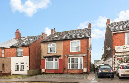 The Central-Contractor Accommodation-Free Parking - Extended Stays - Photo 3